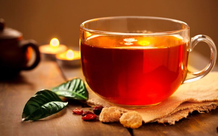 Чай без цукру – дозволений напій у меню питної дієти